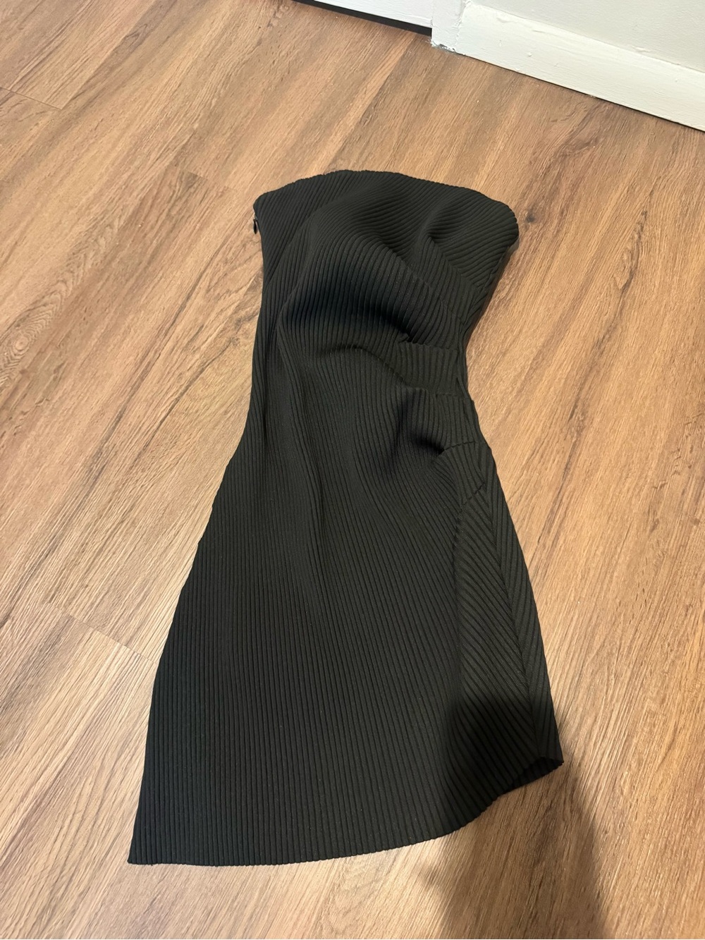 NBD Revolve Leslie Mini Dress NWT - Picture 4 of 9